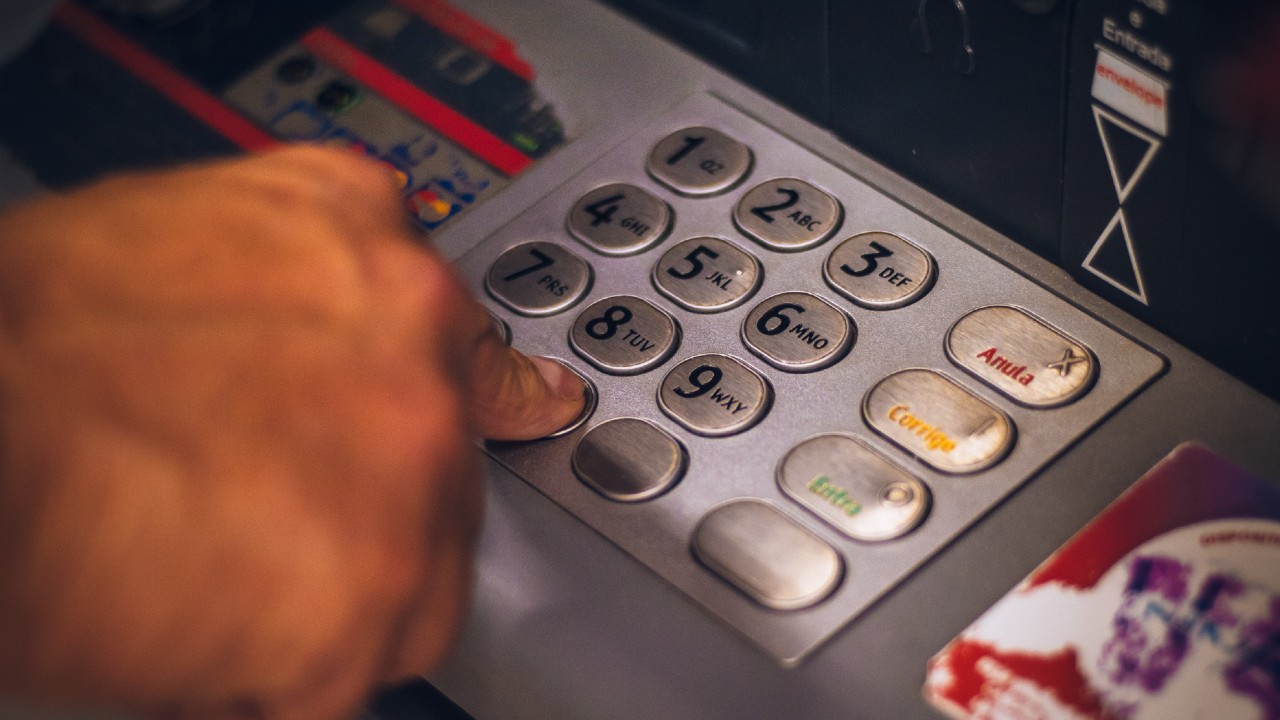 Condusef: Consejos para usar un cajero automático
