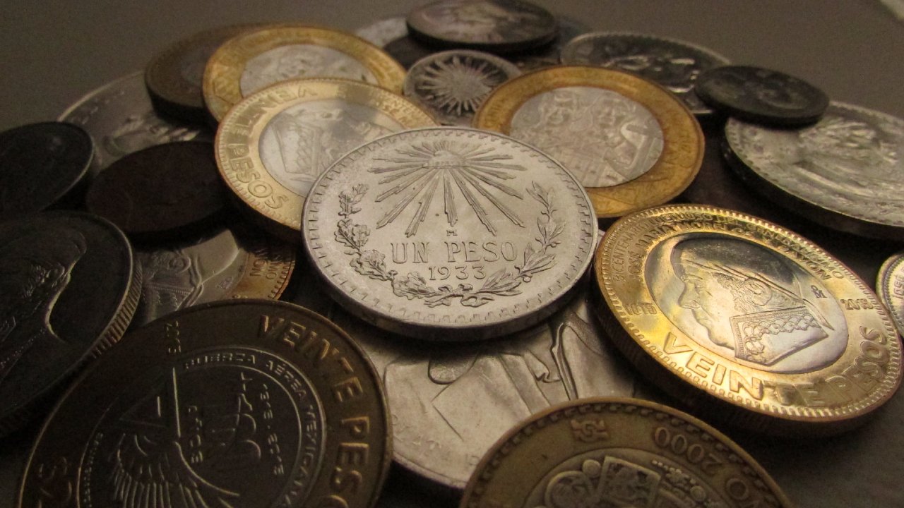 Moneda de 100 pesos se vende en casi 20 mil pesos