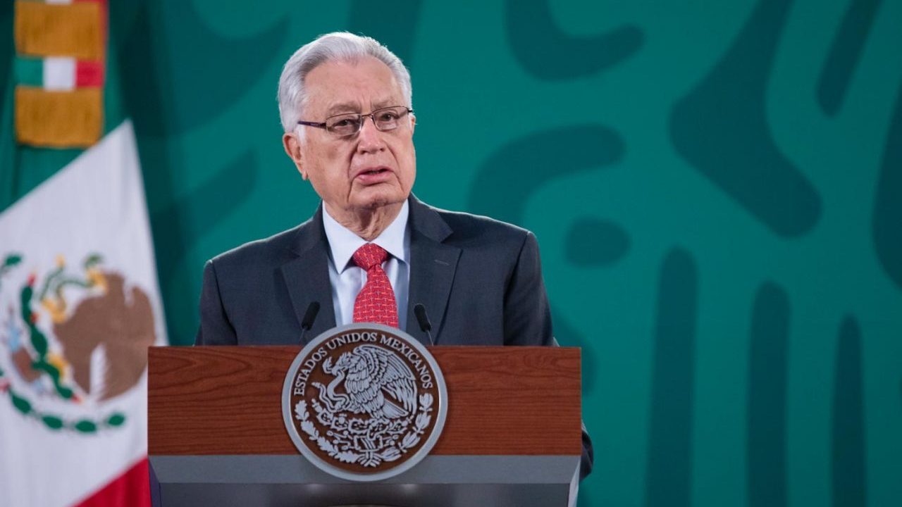 Bartlett: Empresas roban más de 72 mil clientes a la CFE