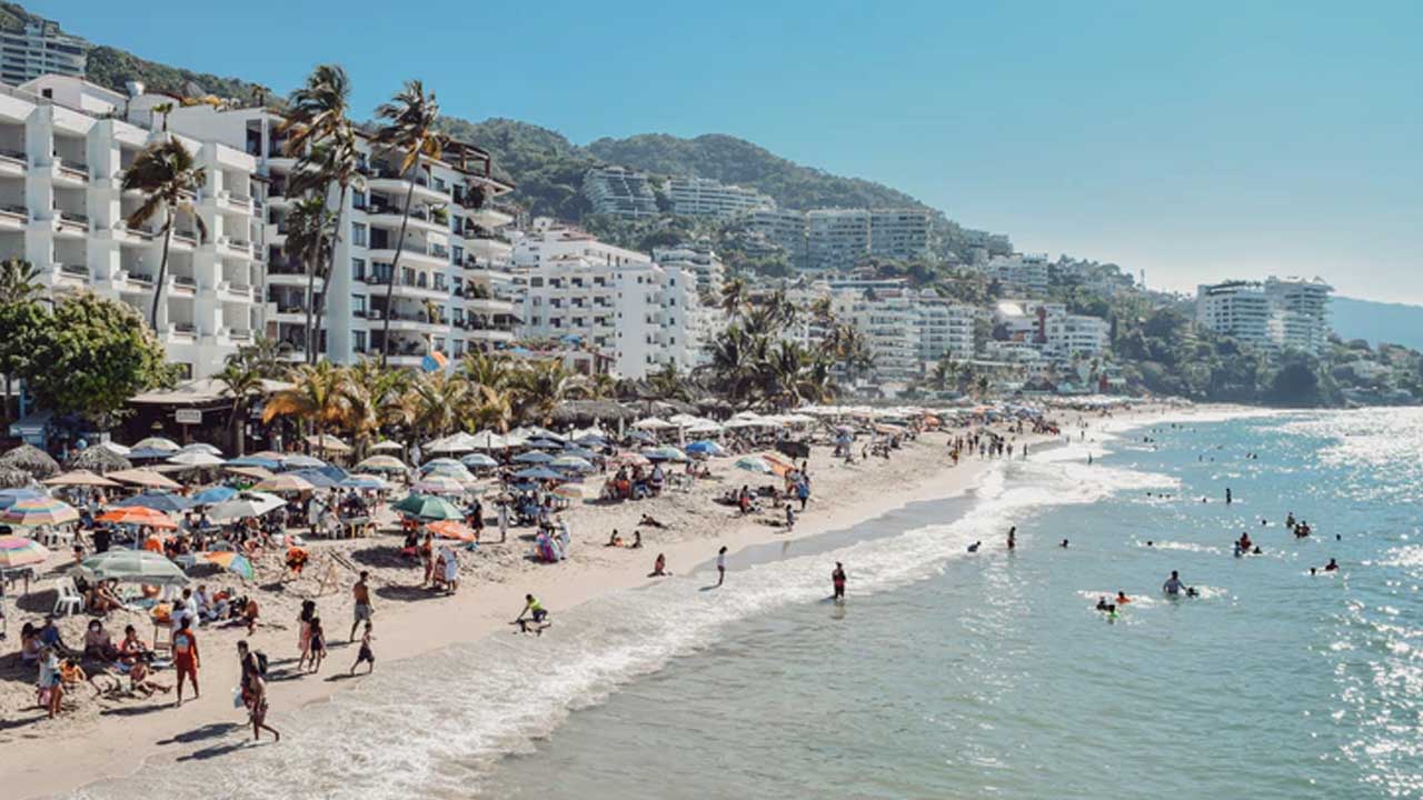 Operativo semana santa 2021: Profeco vigilará terminales y aeropuertos