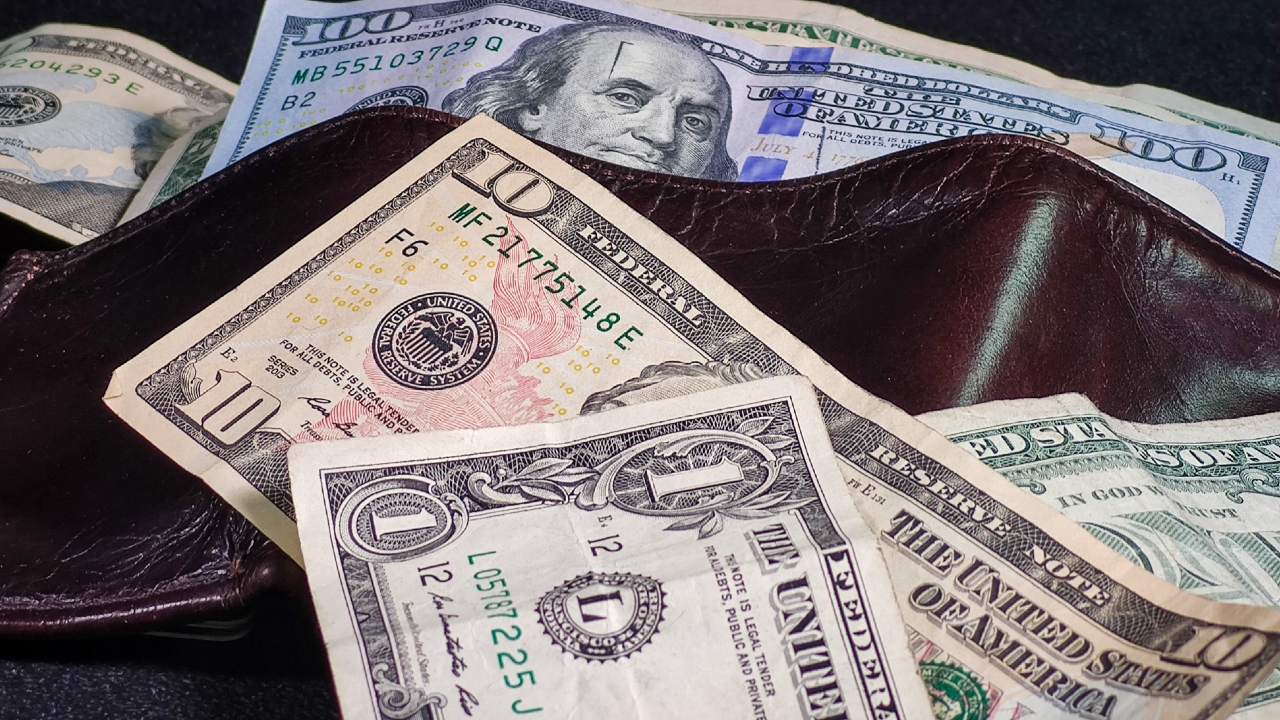 El precio del dólar hoy al cierre 09 de abril de 2021 en México
