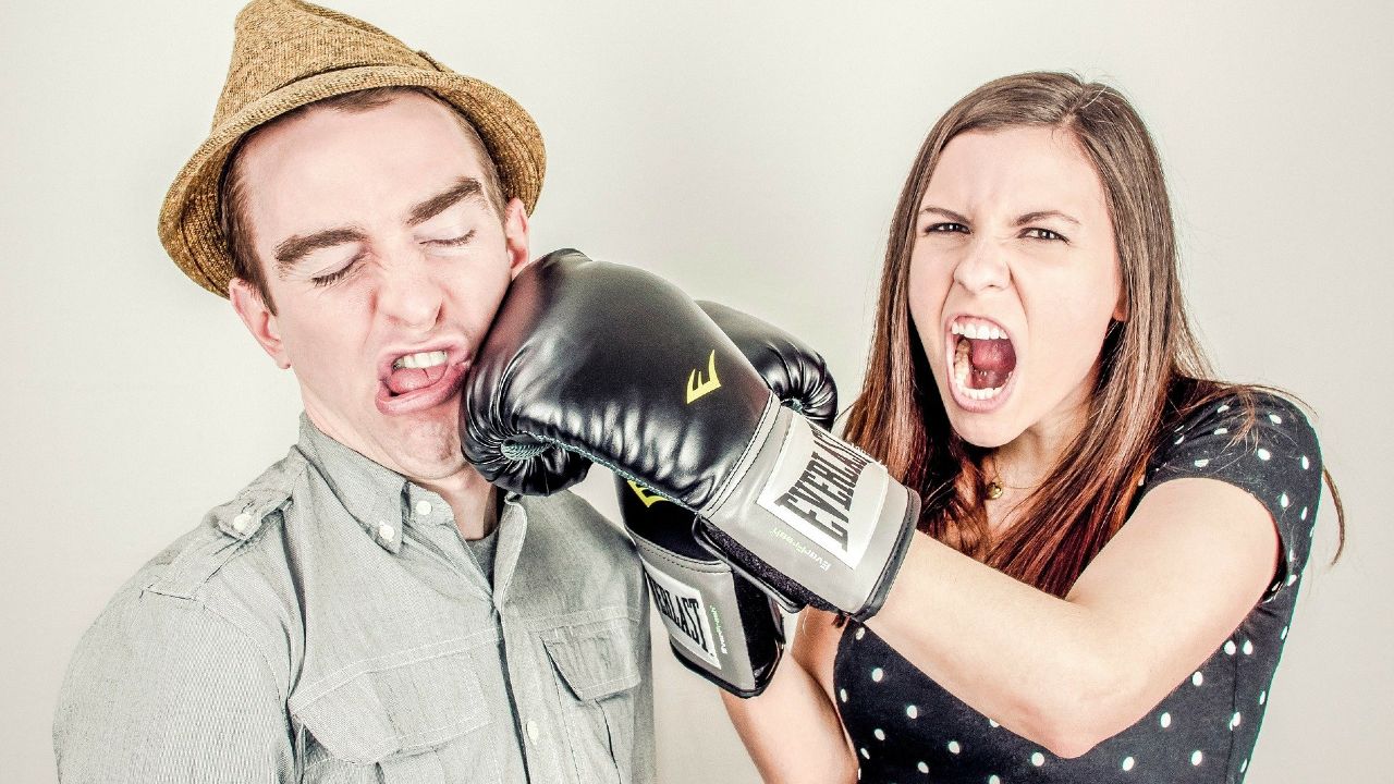 Evita deudas en pareja y sigue estos consejos para organizar sus finanzas