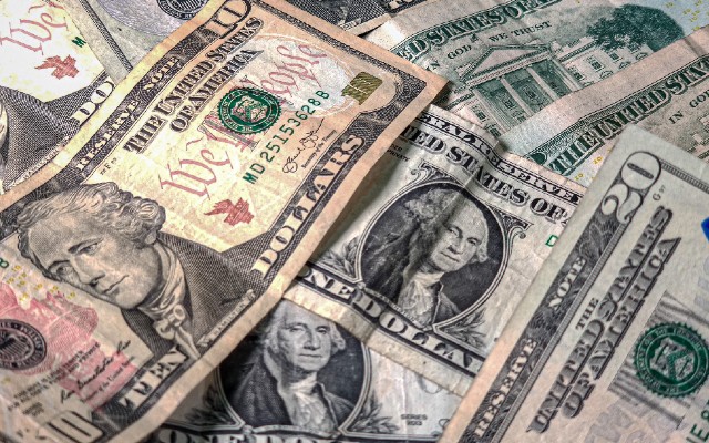 Hoy el peso mexicano logró recuperar terreno frente al dólar estadounidense