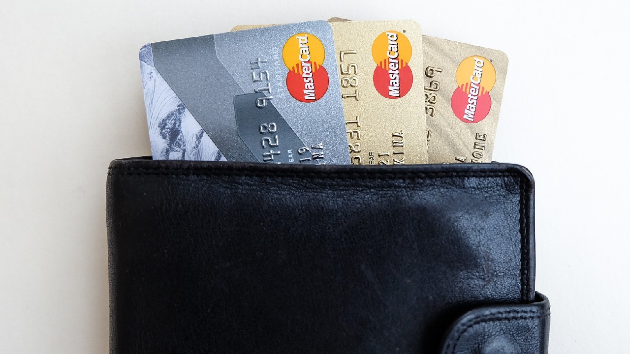 En esto te debes fijar al momento de tramitar una tarjeta de débito