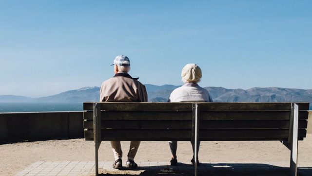 La pensión para adultos mayores afiliados al IMSS y al ISSSTE presentará un aumento del 15%