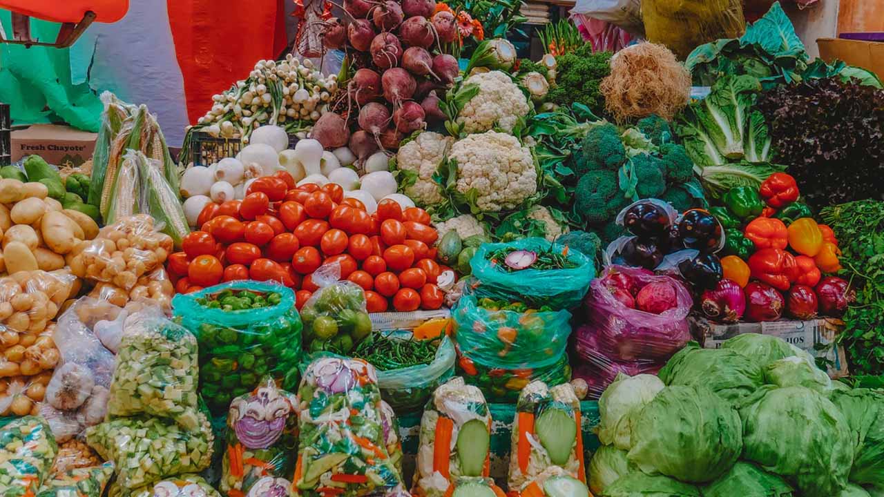 Precio de la canasta alimentaria ha subido 11% desde 2018: Coneval