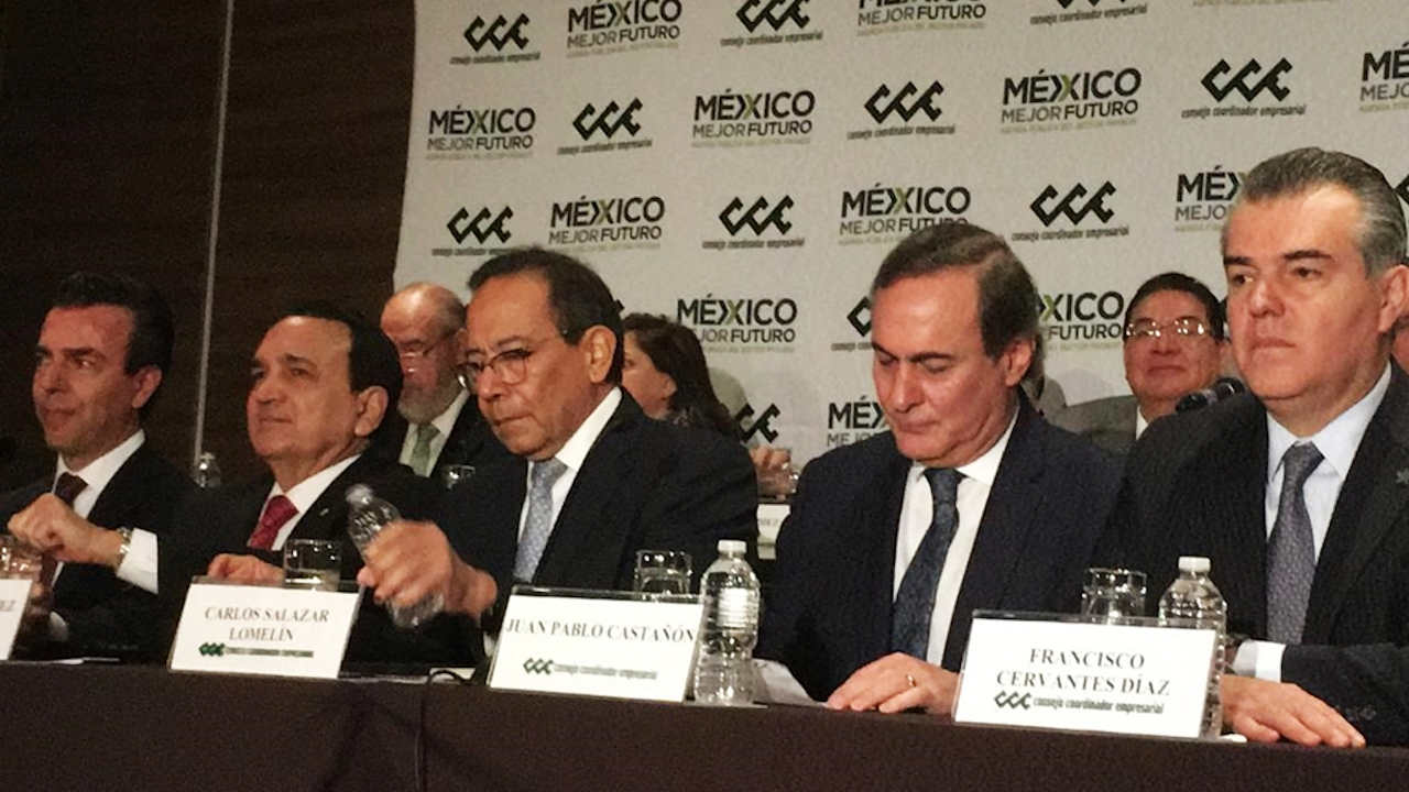 CCE: Contribuyentes no están obligados a ajustar resultados a parámetros del SAT