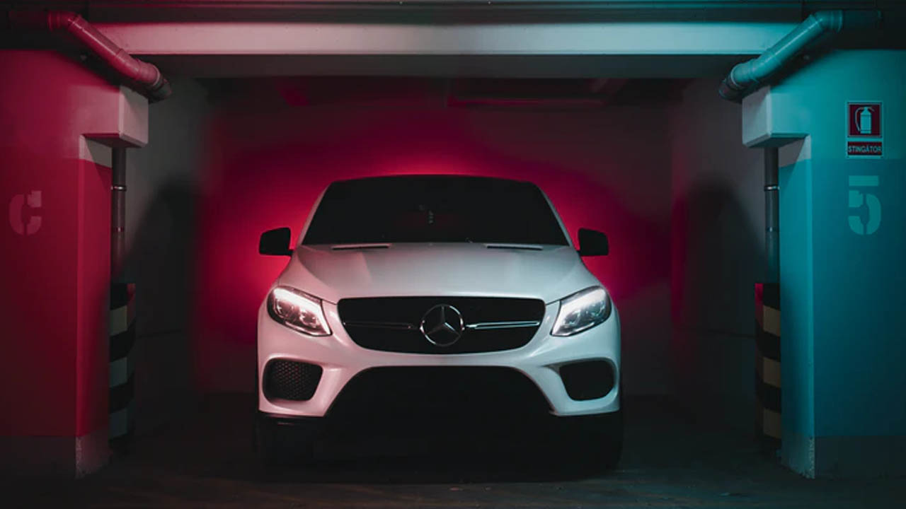 ¿Puedo comprar un auto y pagarlo en efectivo?