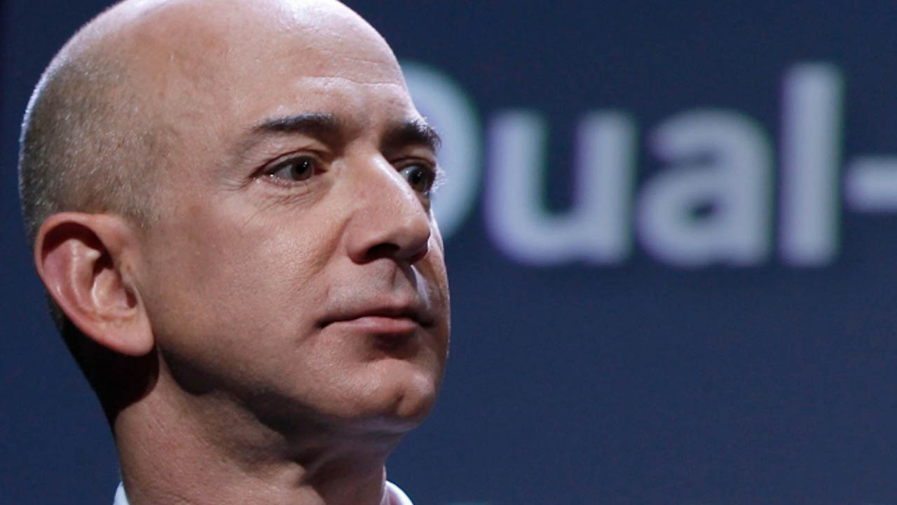 Multimillonarios como Jeff Bezos o Elon Musk evaden el pago de impuestos