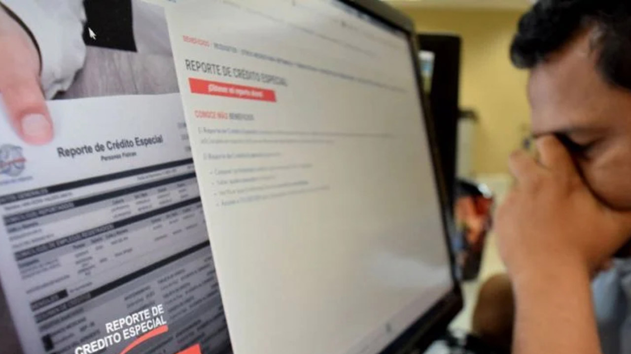 ¿Me conviene salir de Buró de Crédito? Te decimos si es posible