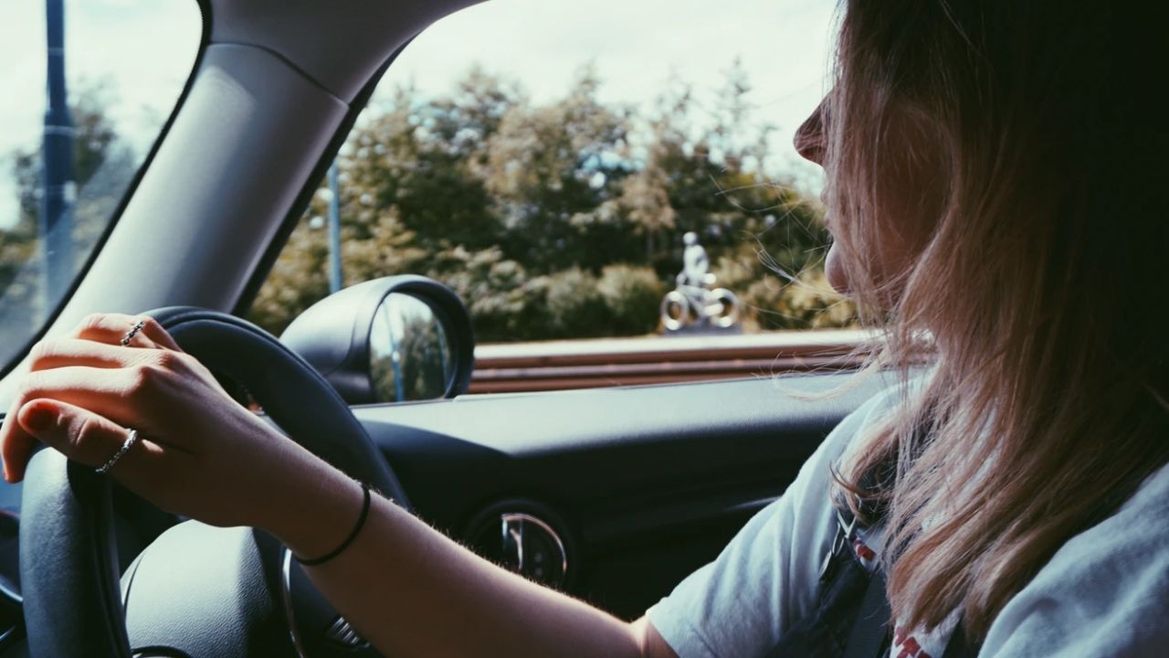 Pasos para consultar tus adeudos de refrendo y tenencia 2005-2021