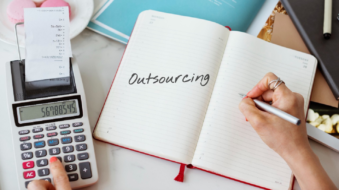 Infonavit explica cómo beneficia la ley de outsourcing a los trabajadores