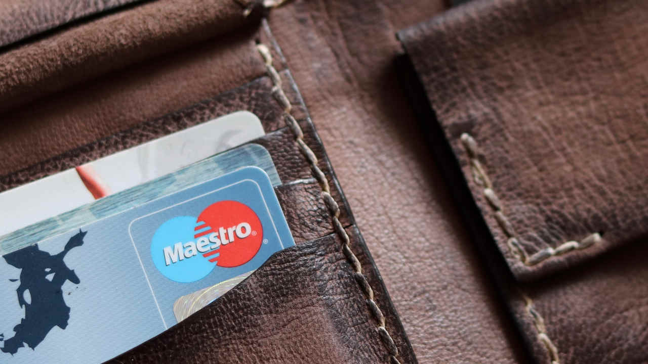 Tarjetas de crédito con banda magnética desaparecerán en 2033