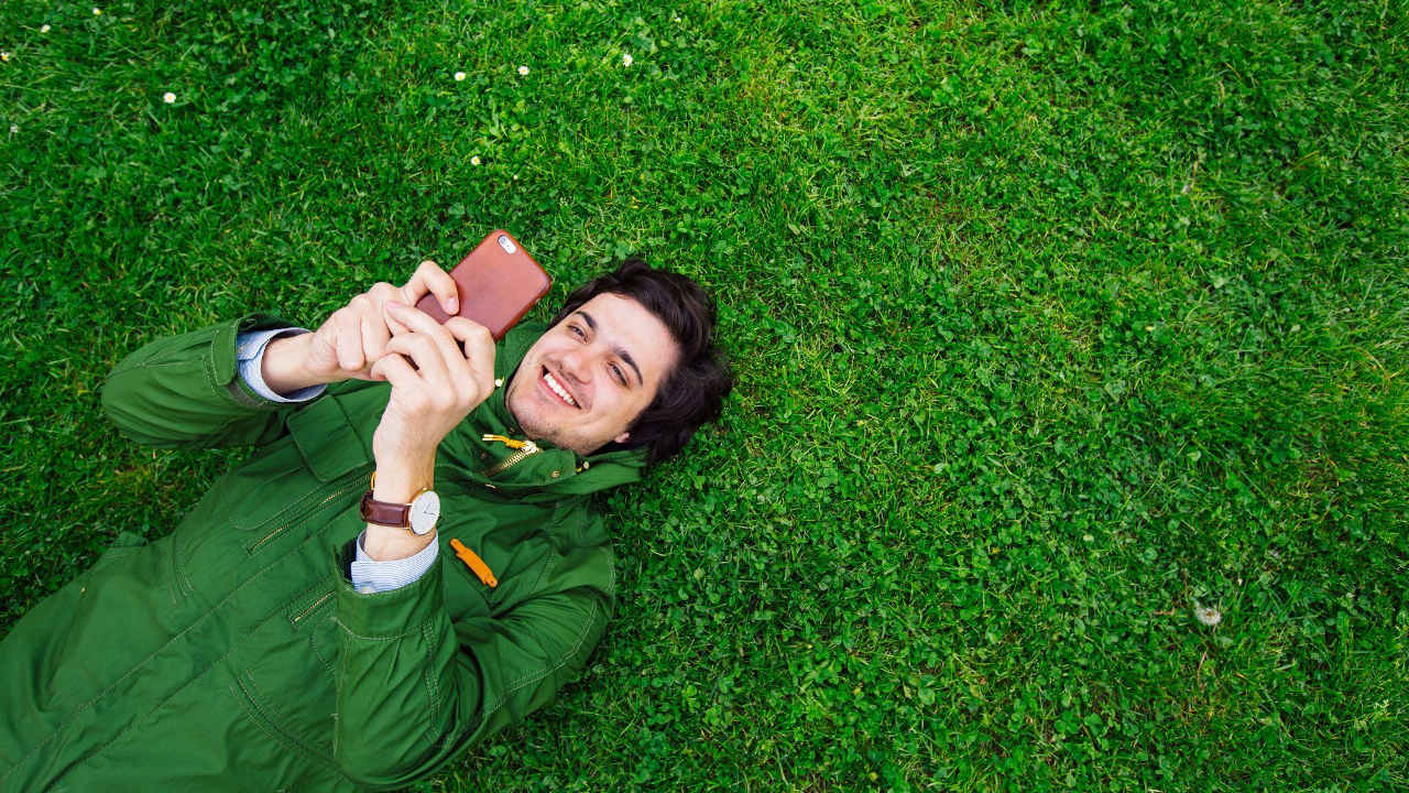 ¿Cómo invertir en empresas sostenibles de manera fácil con BBVA?