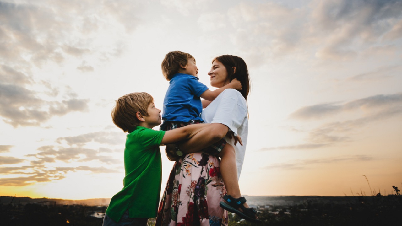 Madre emprendedora da tips a los padres que quieran iniciar un negocio
