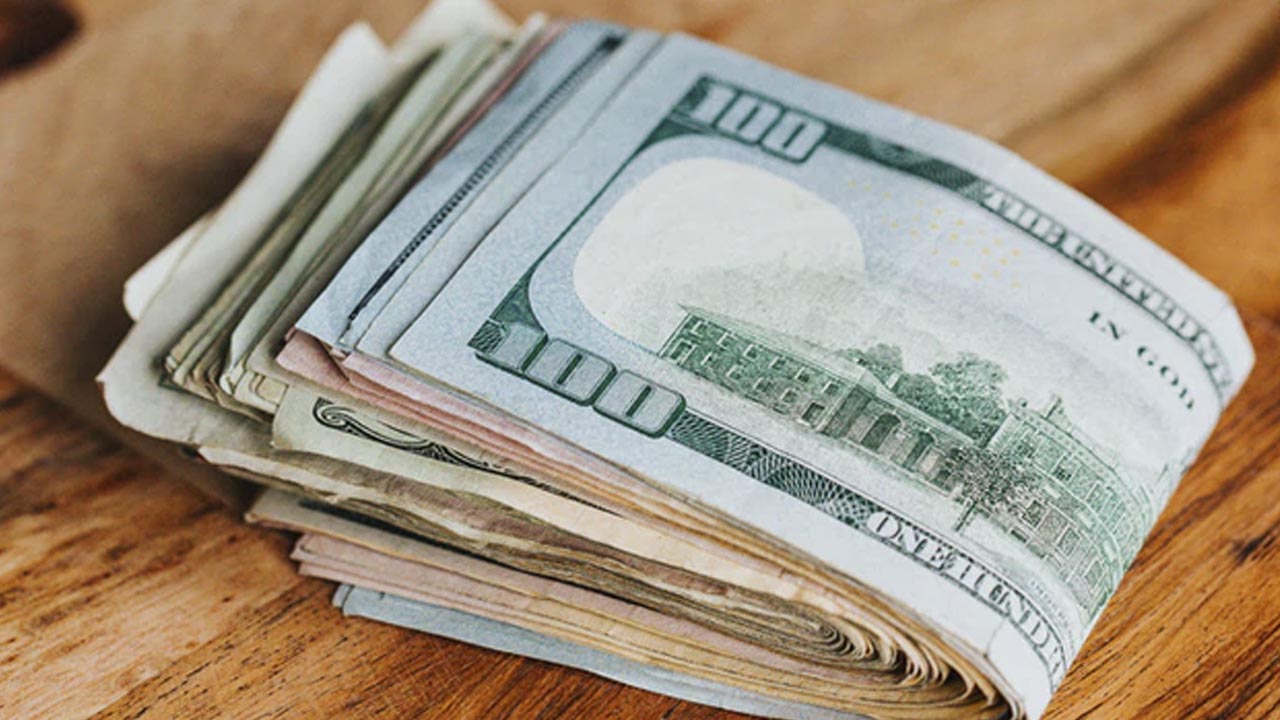 Pagar en dólares en México