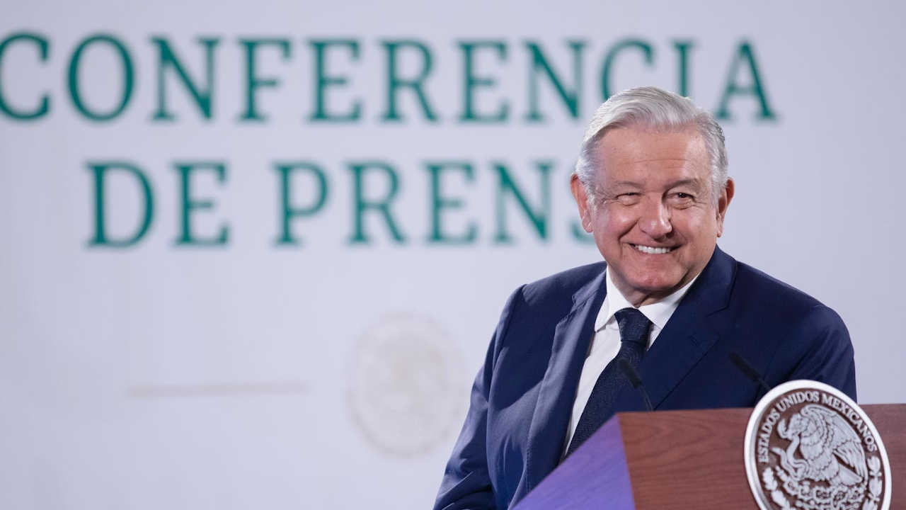AMLO enviará reforma eléctrica próxima semana e incluirá al litio