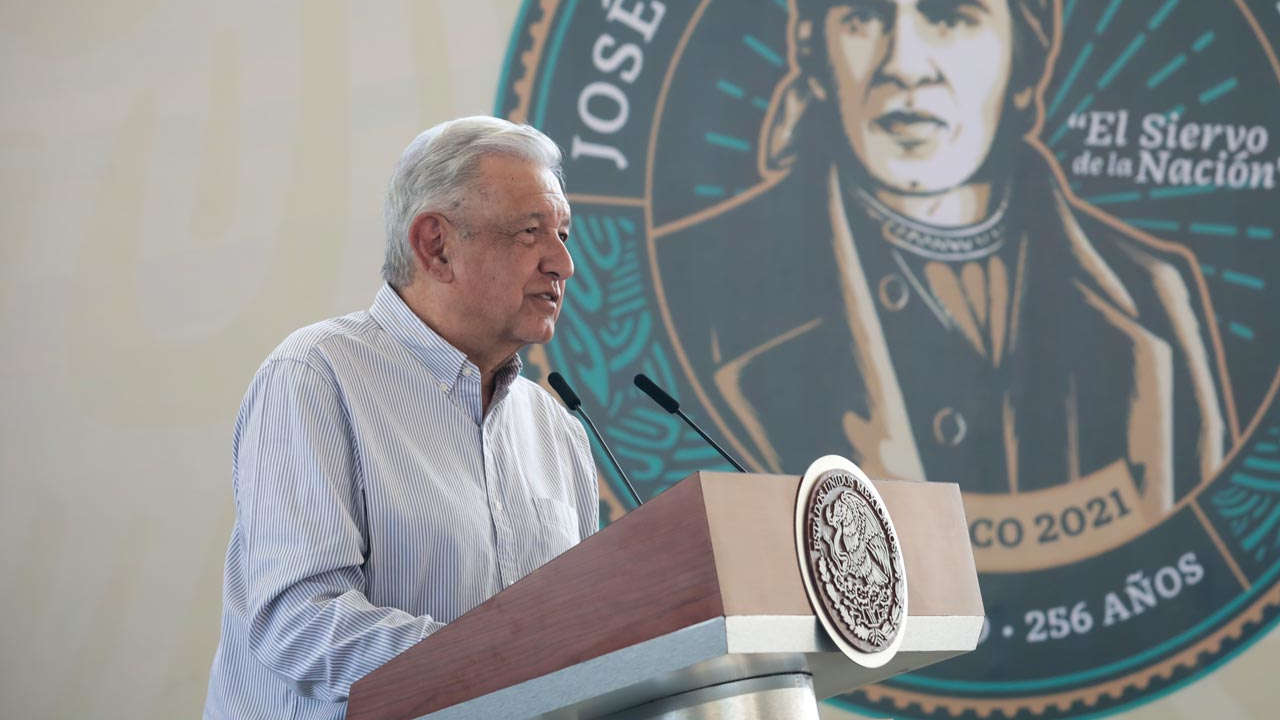 AMLO envía iniciativa de reforma eléctrica al congreso