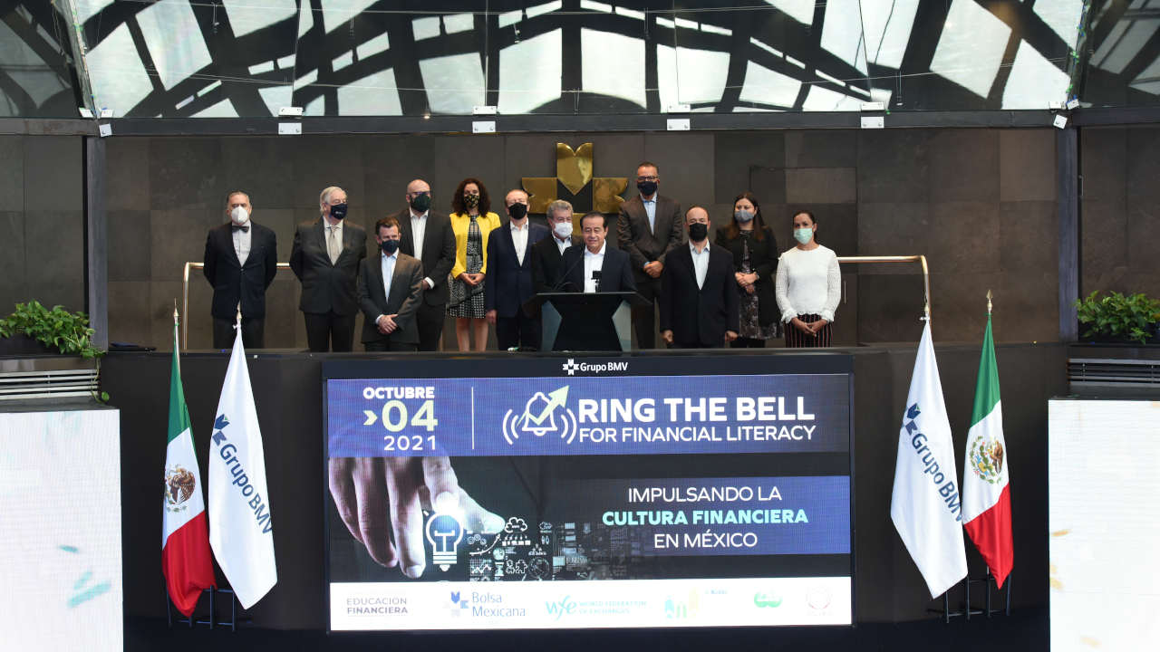 BMV se suma a campanazo global en favor de la cultura financiera