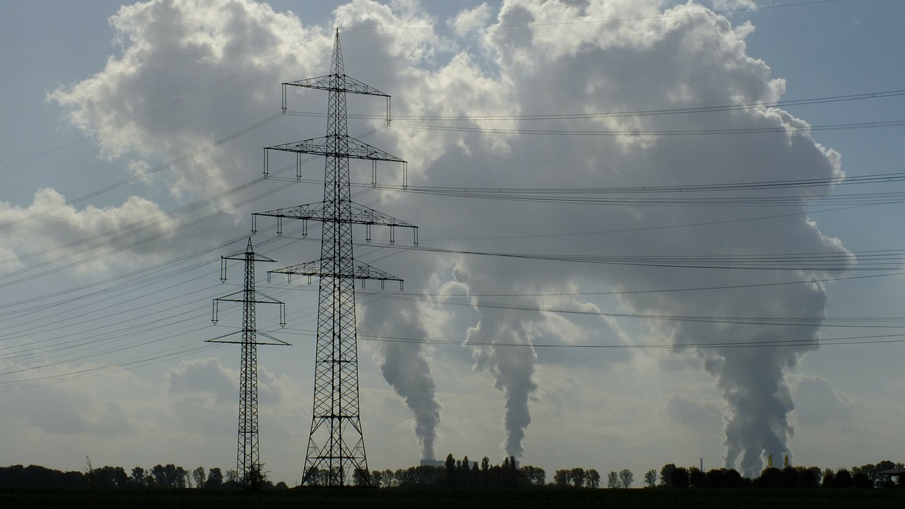 CFE reporta pérdidas netas por 14 mil 780 mdp al tercer trimestre