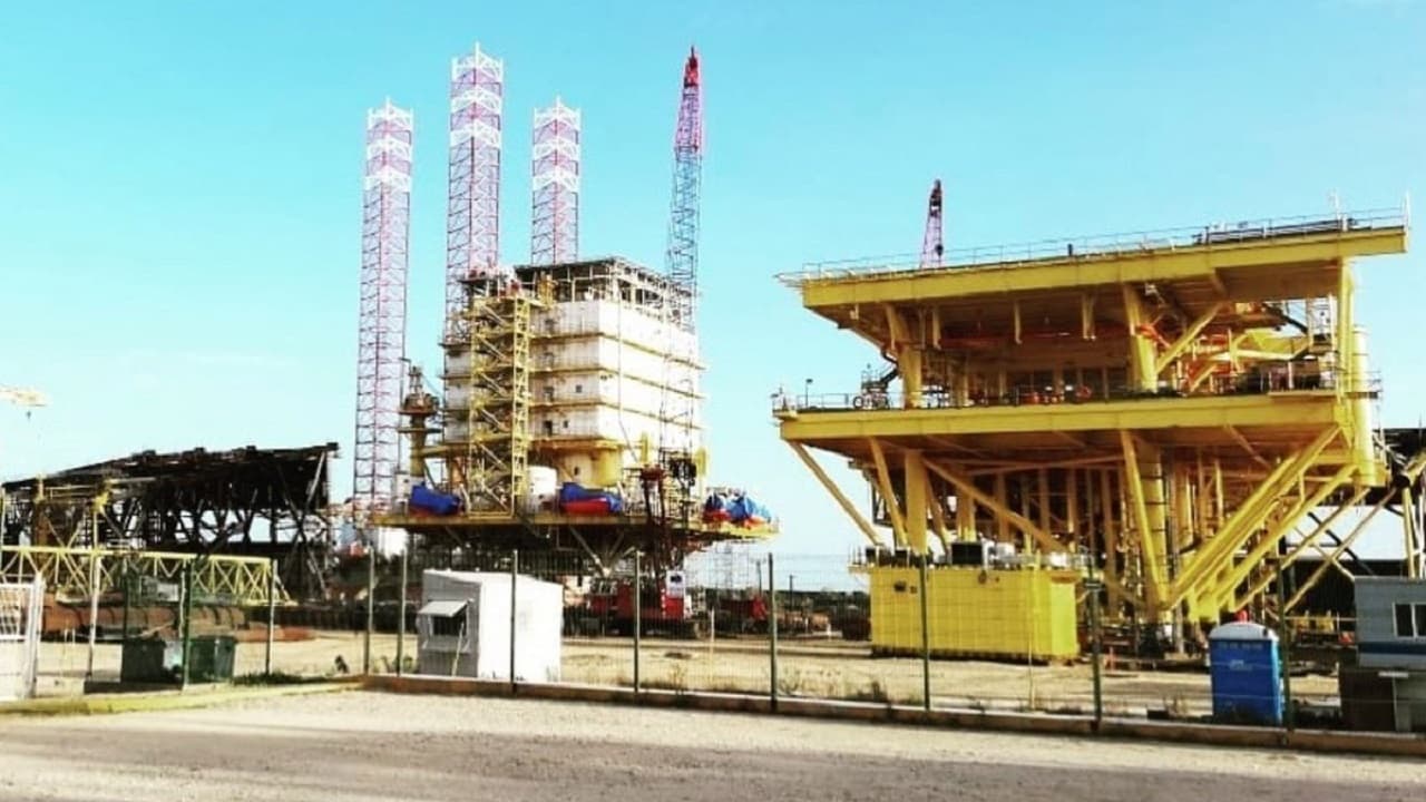 Razones del paro en refinería Dos Bocas 
