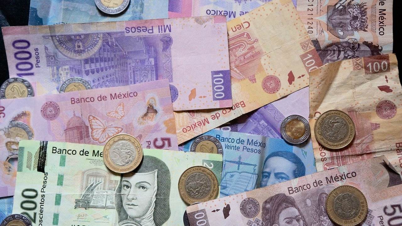 ¿Qué hace que un billete de 20 cueste 4 mil pesos en internet?
