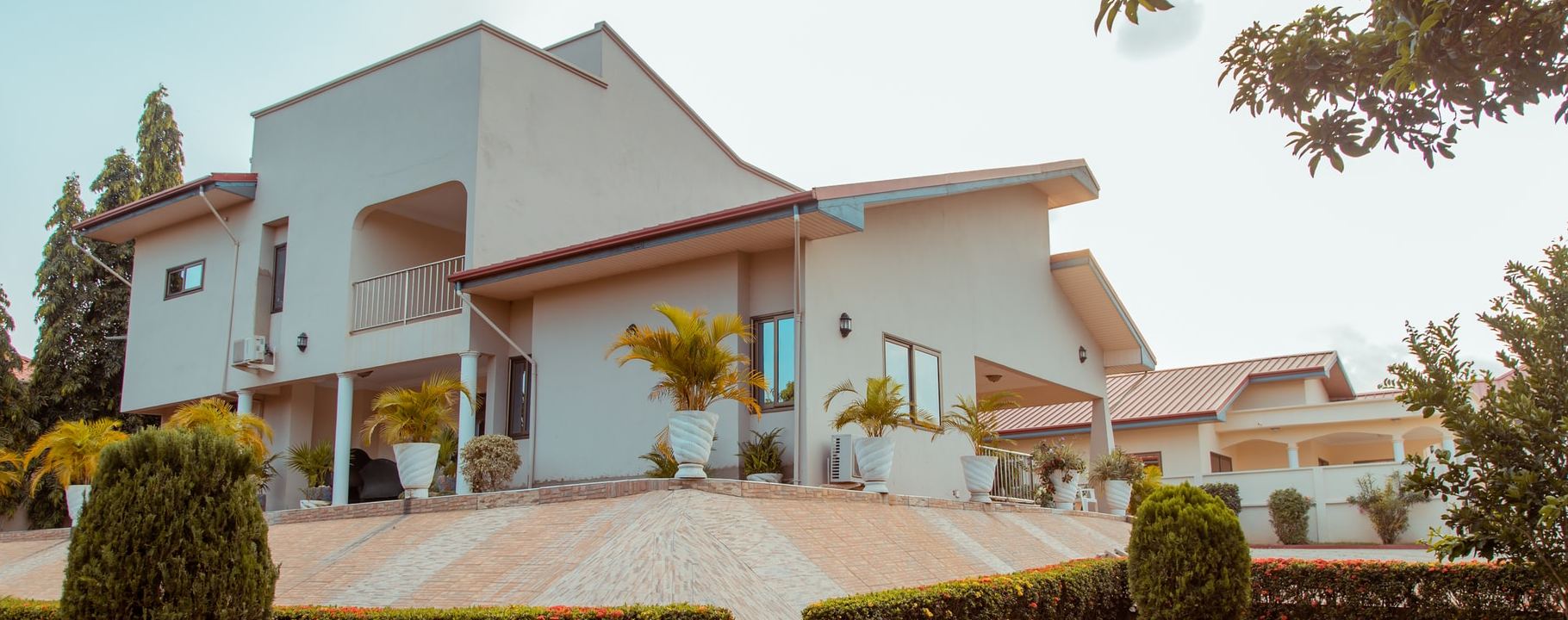 ¿Cómo puedo rentar mi casa Infonavit si aún la pago?