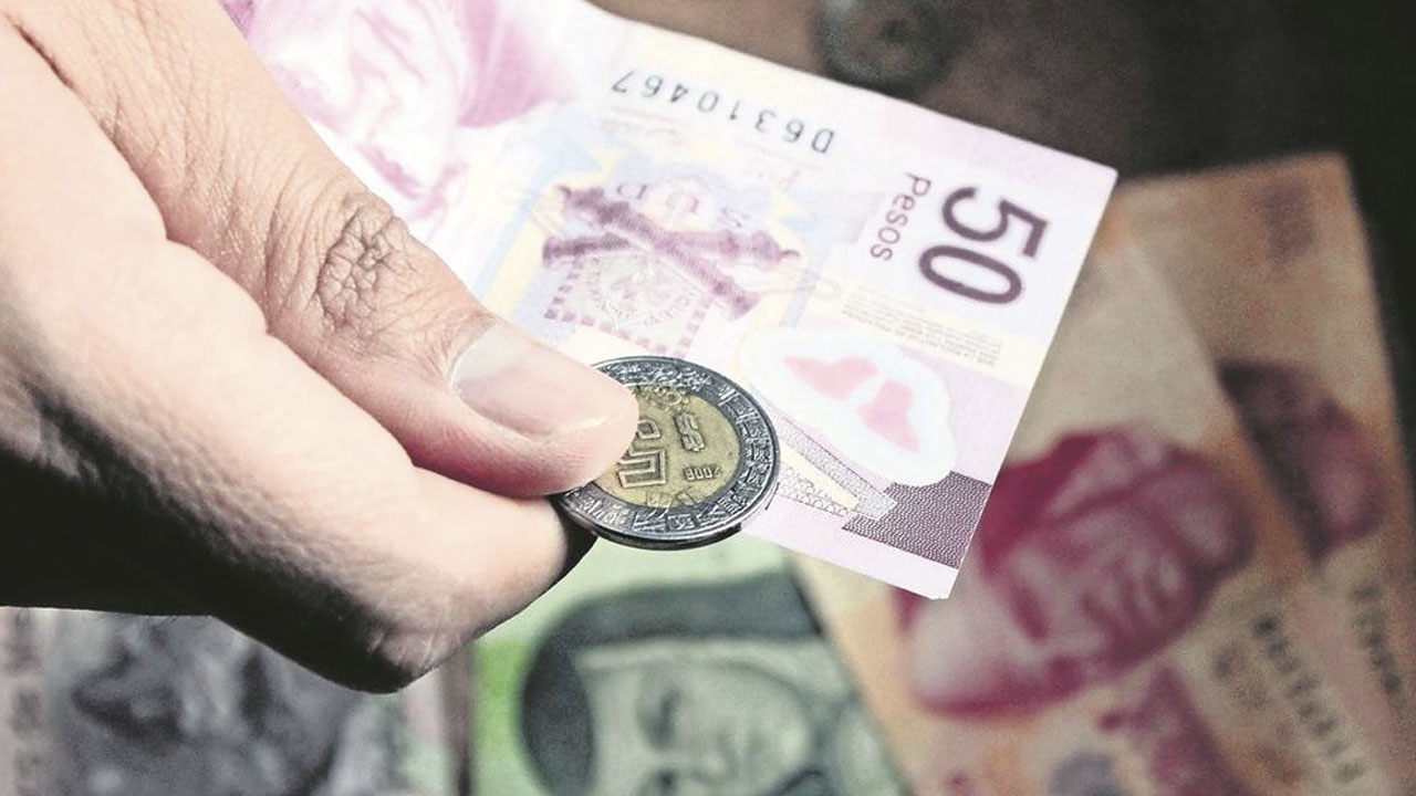 ¿Cómo presentar la declaración de depósitos en efectivos ante el SAT?