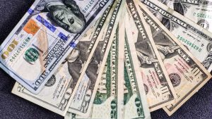 Precio del dólar hoy 06 de octubre 2021 en México