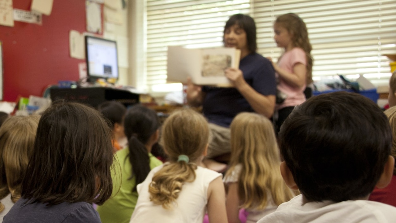¿Debes comprar útiles y uniforme si la SEP confirmó regreso a clases?