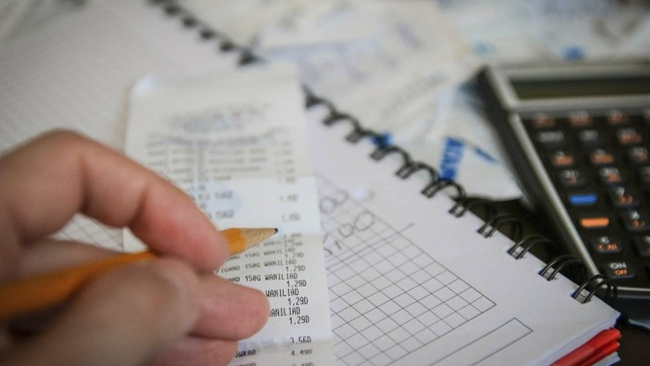 ¿A qué edad se pagan impuestos en México?