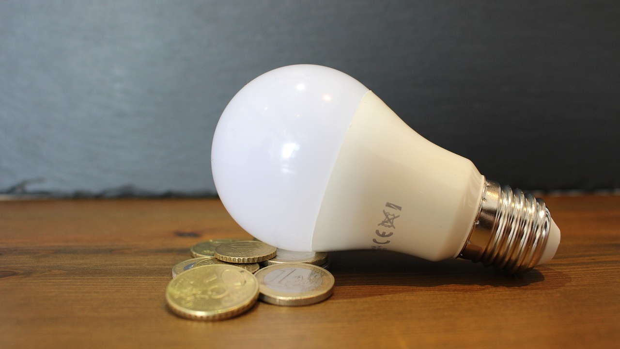 Evita gastar luz con el cambio de horario, sólo sigue estos consejos