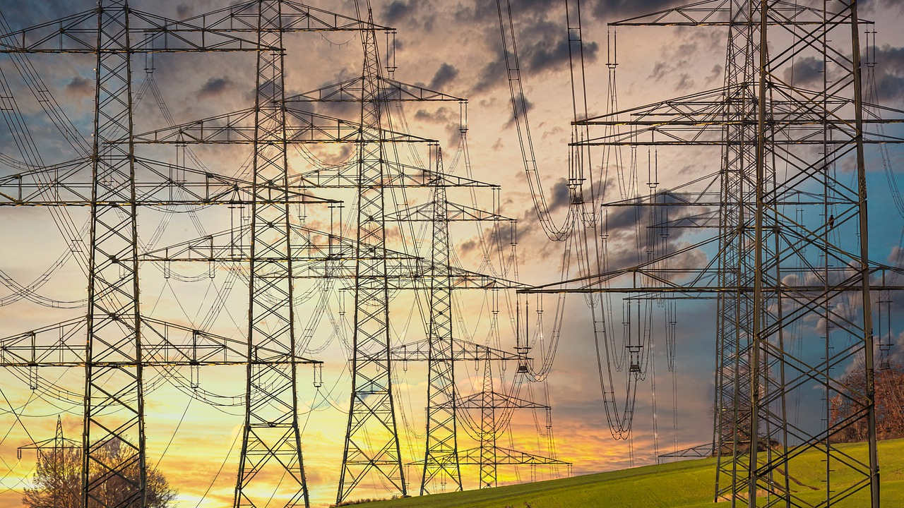 Buscan posponer a abril de 2022 aprobación de reforma eléctrica