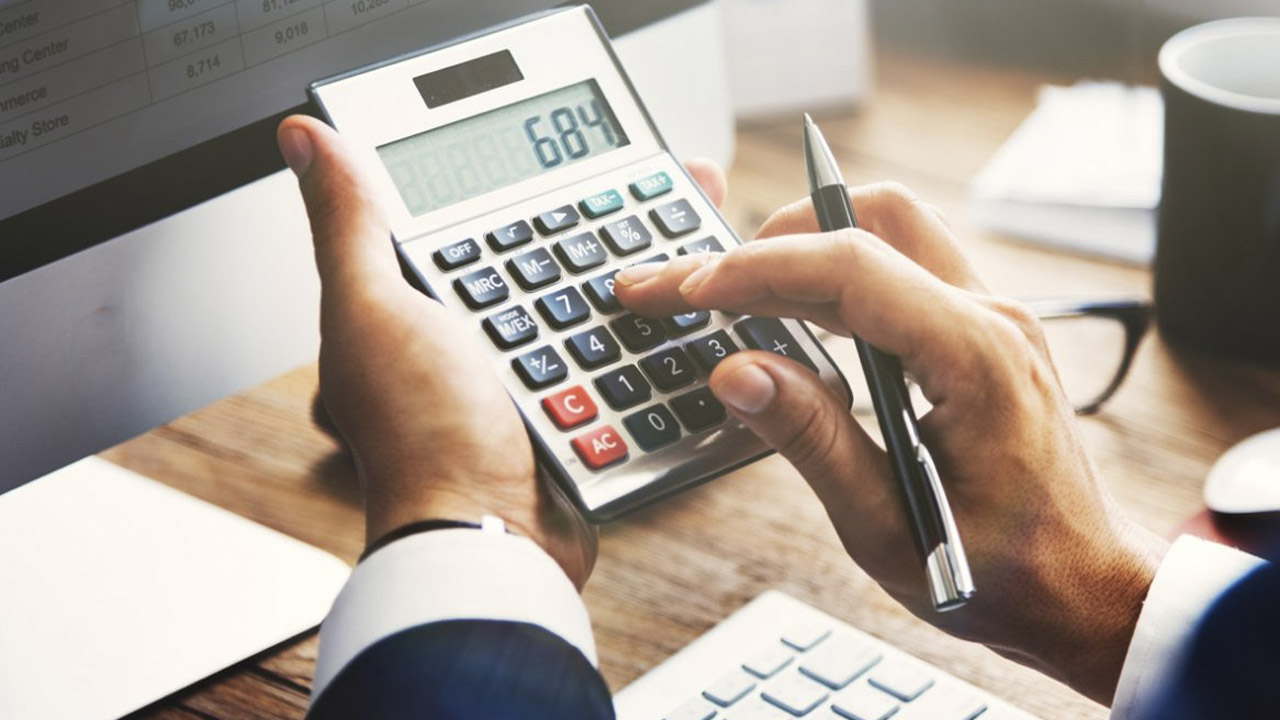 El SAT puede inmovilizar cuentas de banco