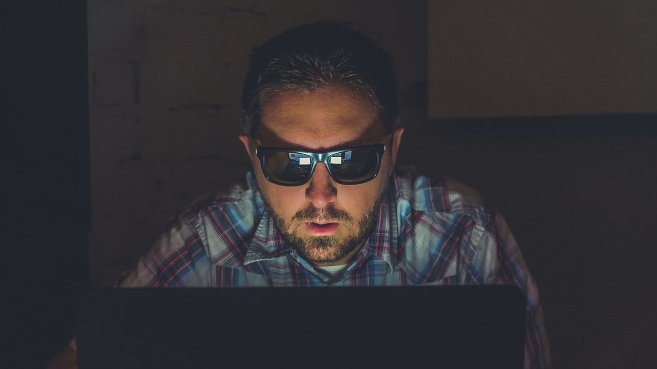 ¿Cómo los delincuentes se aprovechan de quienes necesitan un crédito?