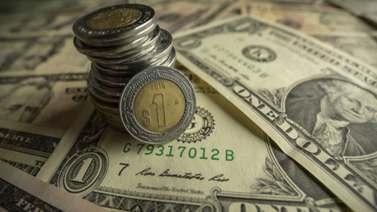 El precio del dólar sube ligeramente