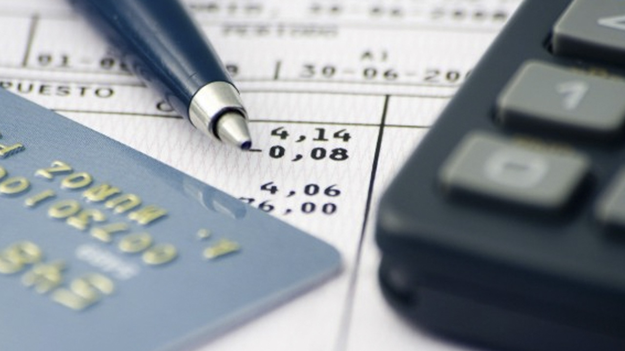 Las autoridades vigilan a Buró de Crédito