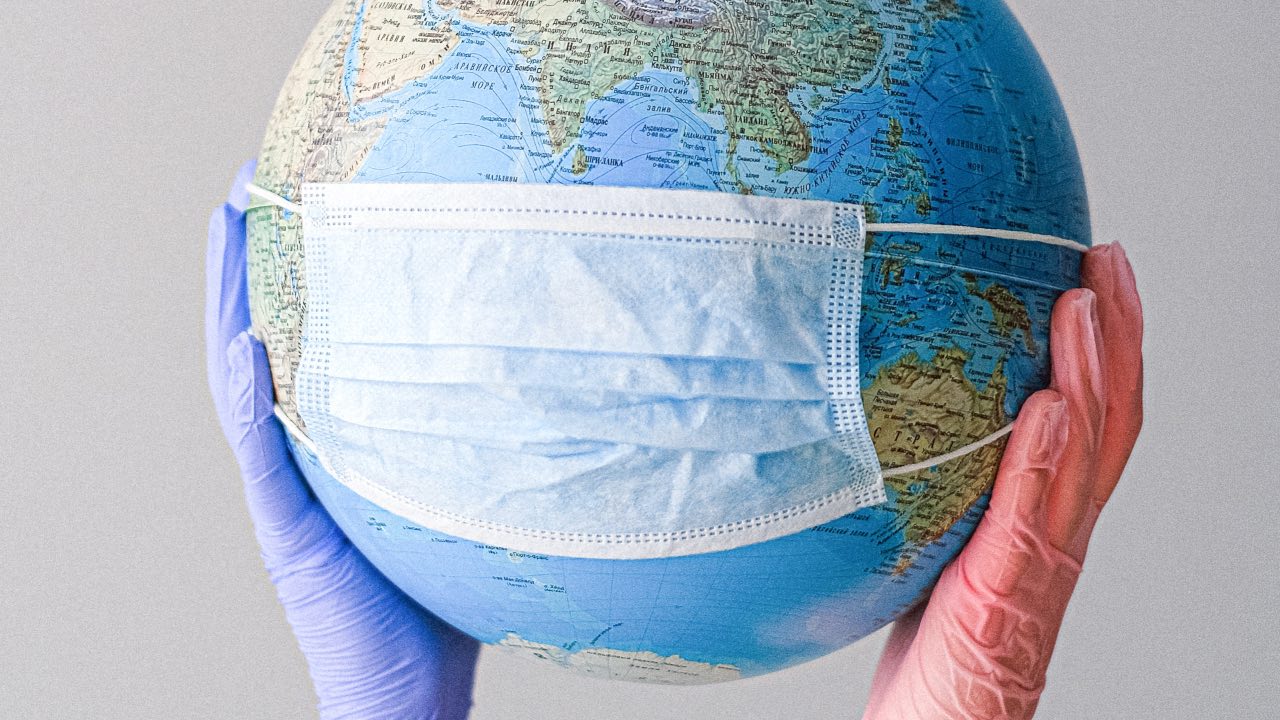 ¿Pueden despedirme del trabajo si me contagio con la variante Ómicron?