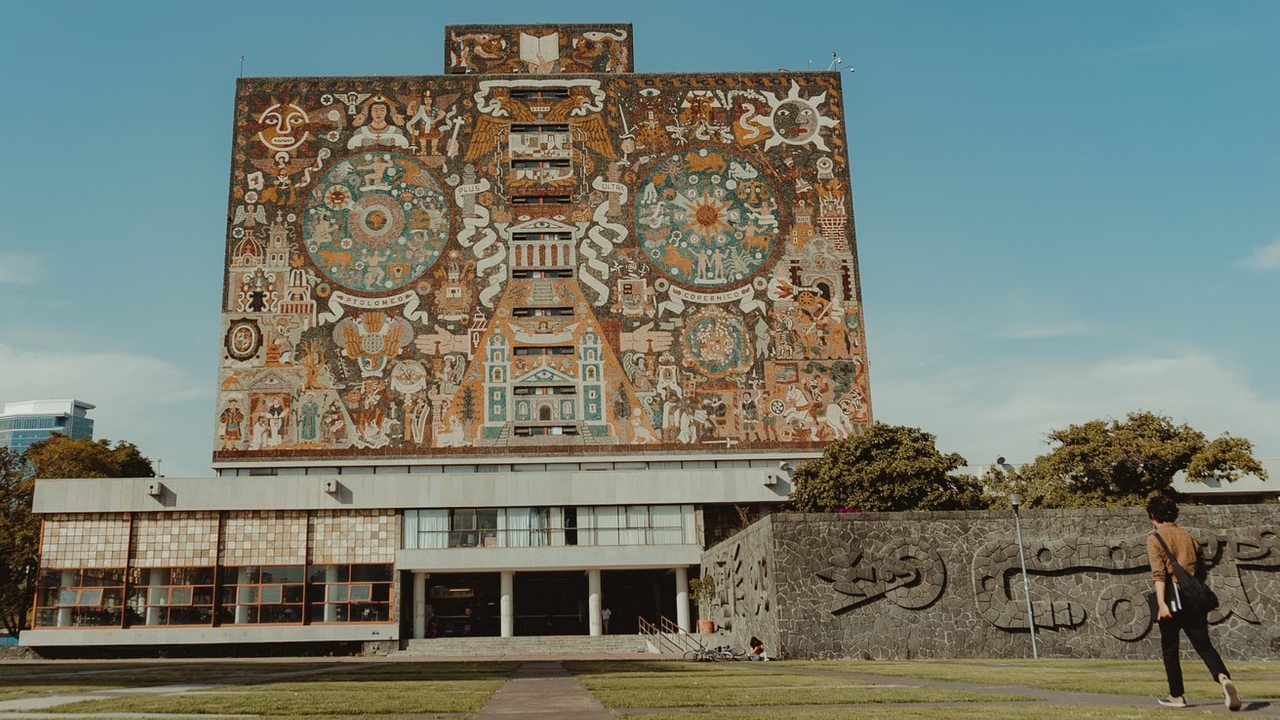 ¿Quieres hacer una maestría o posgrado en la UNAM?, estos son los requisitos.
