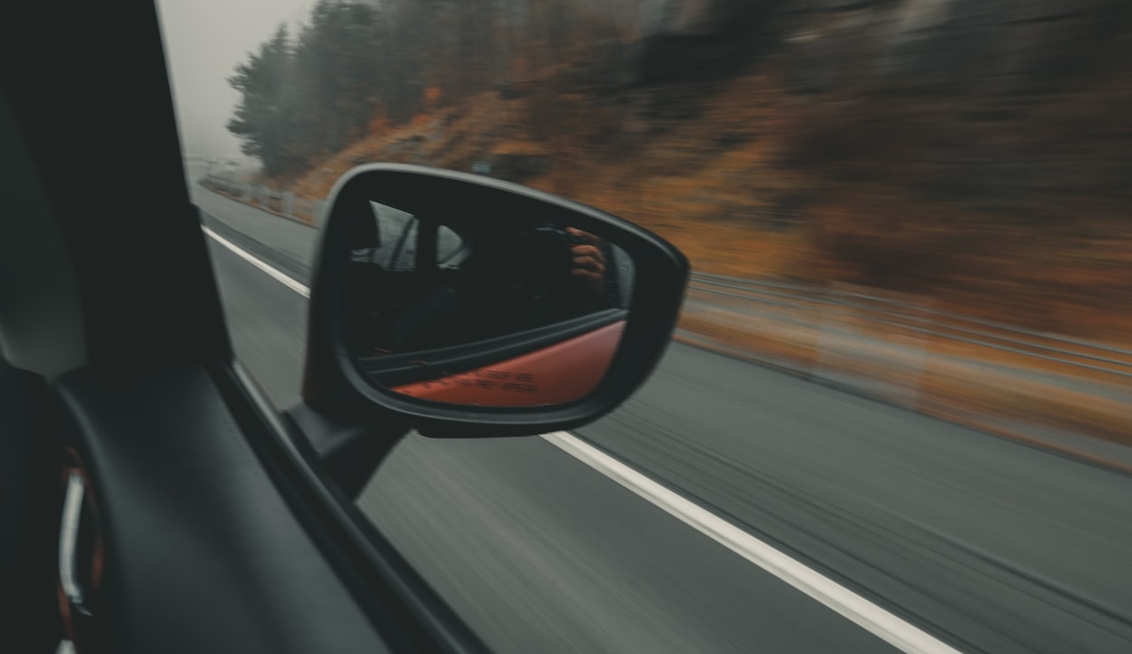 Descubre por qué los espejos retrovisores pueden desaparecer