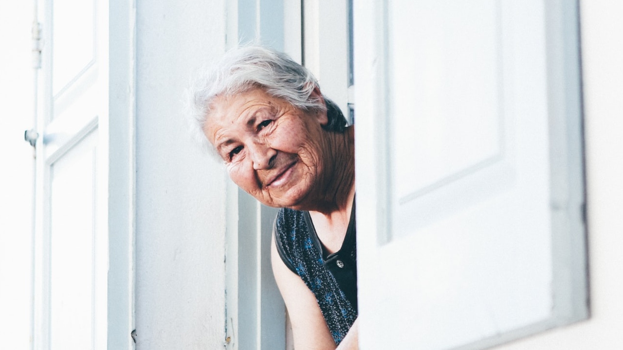 Si aún no te depositan tu pensión IMSS o ISSSTE, esto debes hacer