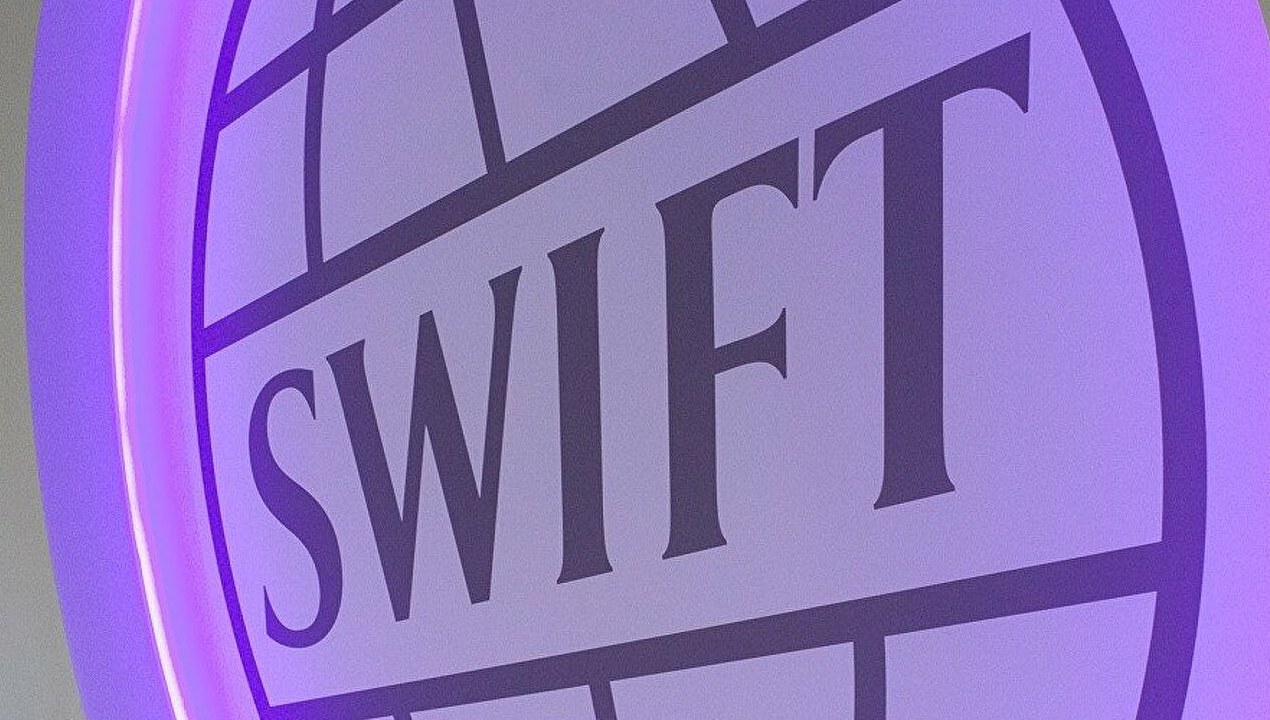 ¿Cortar la Red SWIFT es una opción para detener a Rusia?