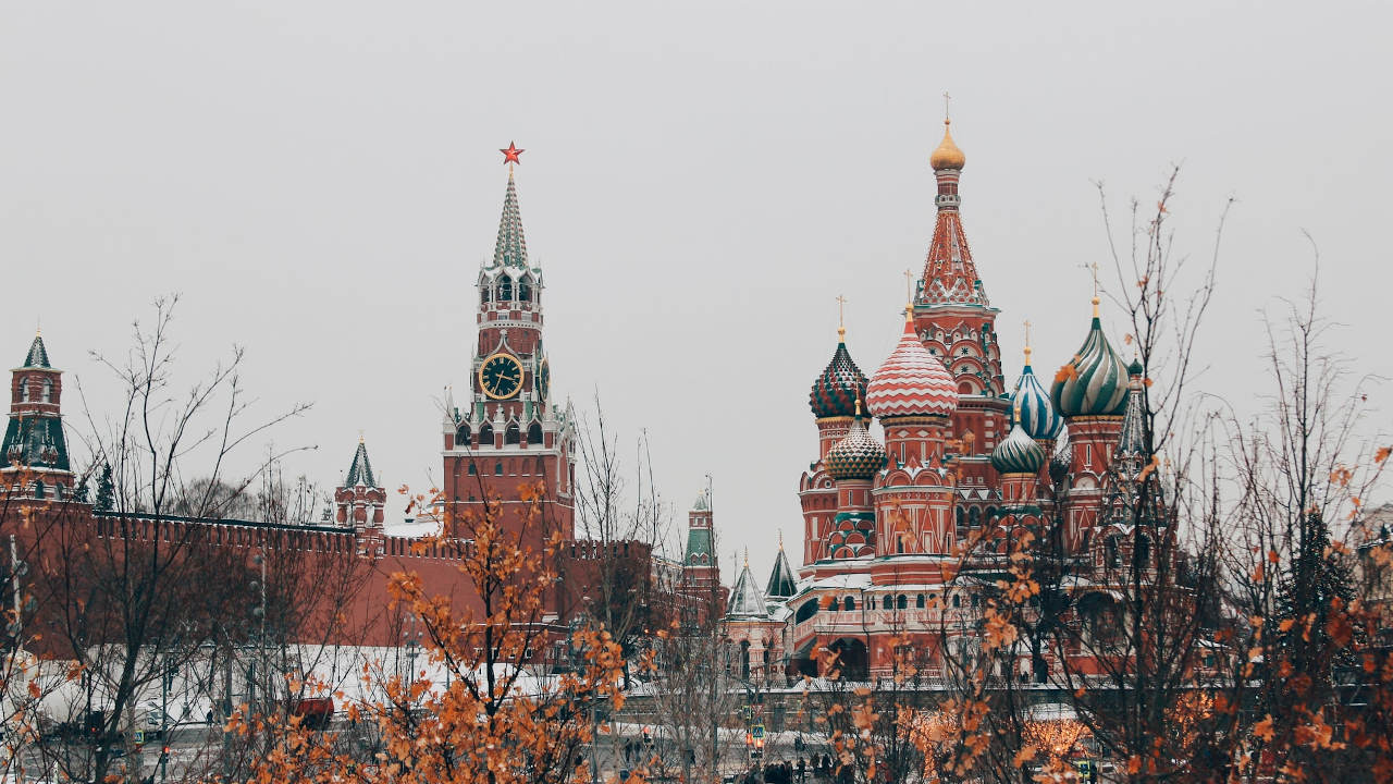 Moody’s y Fitch otorgan a deuda rusa calificación de inversión especulativa