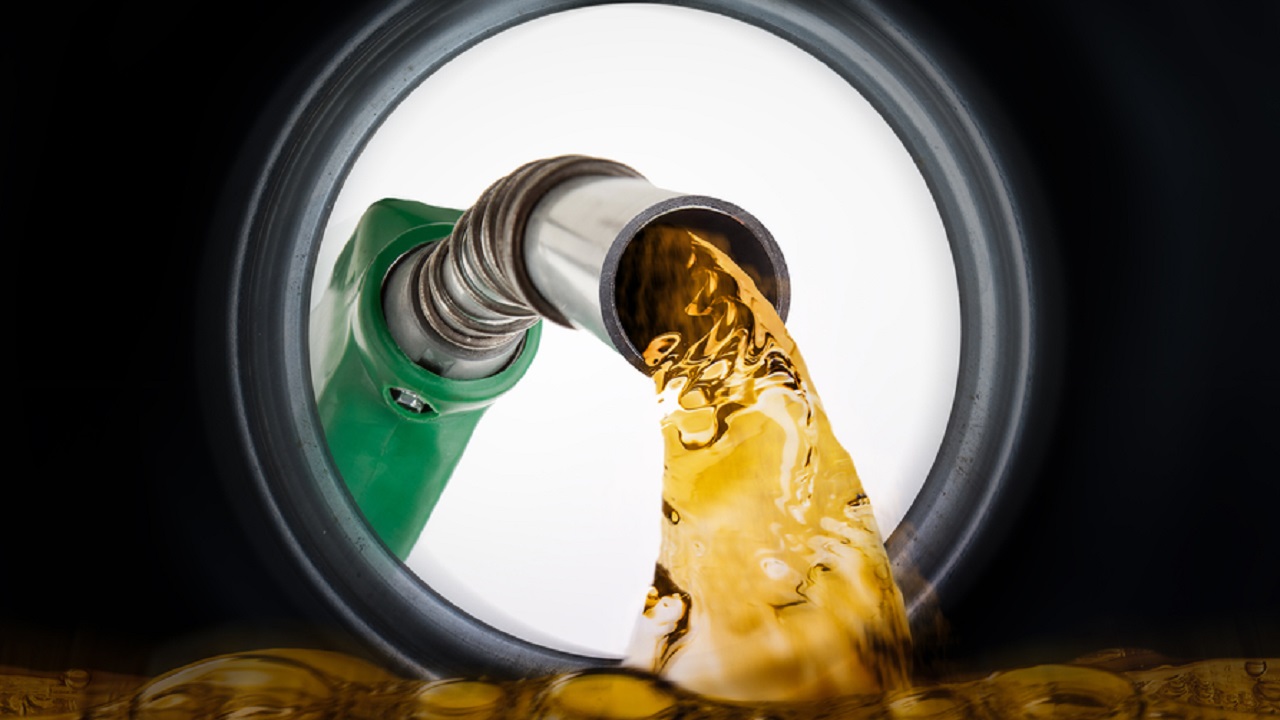 Precio de la gasolina podría alcanzar los 30 pesos por litro