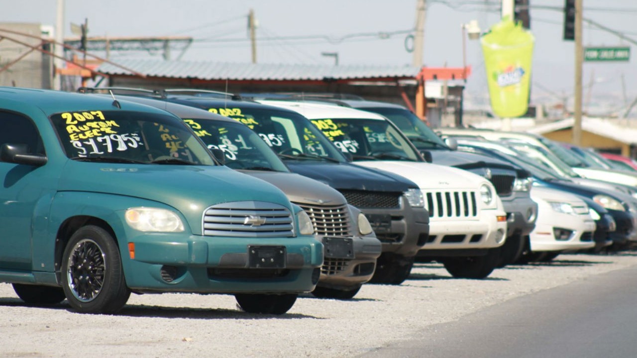 ¿Cómo hacer un trámite en línea para regularizar tu auto chocolate?