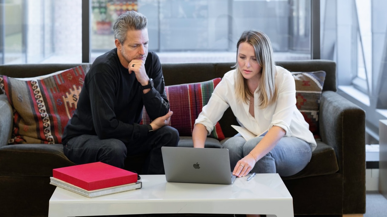 ¿A qué se debe el agotamiento extremo de los trabajadores?