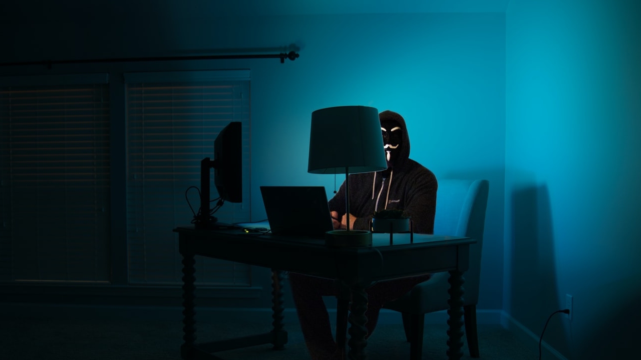 Así es cómo se roban 76 millones de dólares en 13 segundos