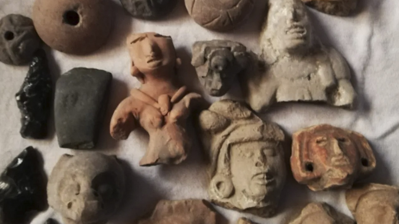 ¿Qué debo hacer si encuentro piezas arqueológicas en mi terreno?