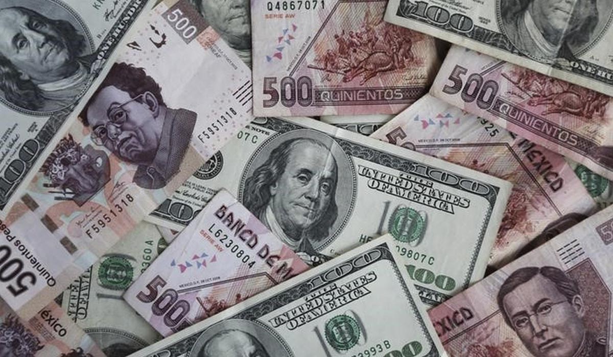 ‘Sin meter las manos’ dólar cae al cierre de tipo de cambio: 04 de abril 2022 México