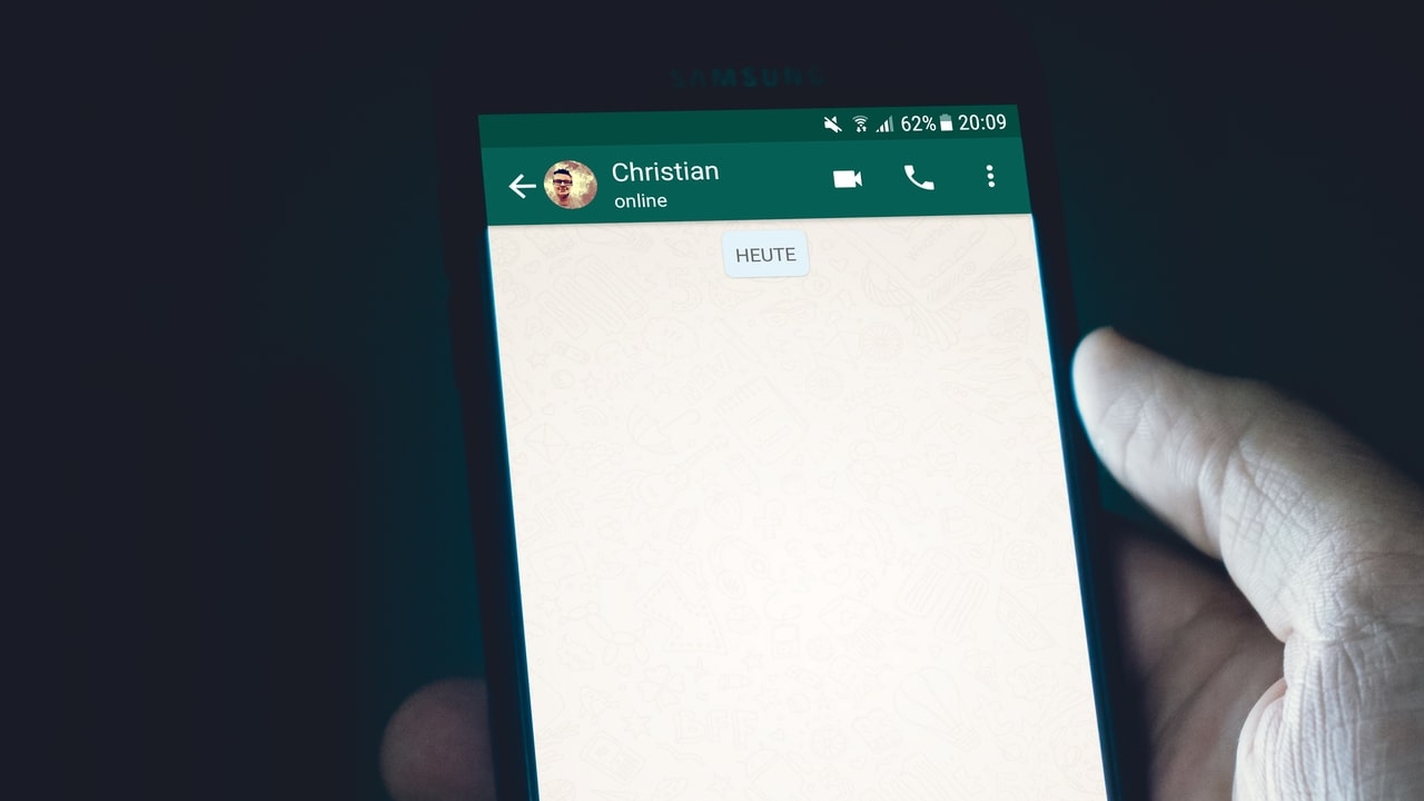 ¿Tienes mensajes de WhatsApp donde te regalan datos móviles? Cuidado
